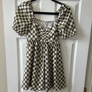 Checkered Puff Sleeve Romper